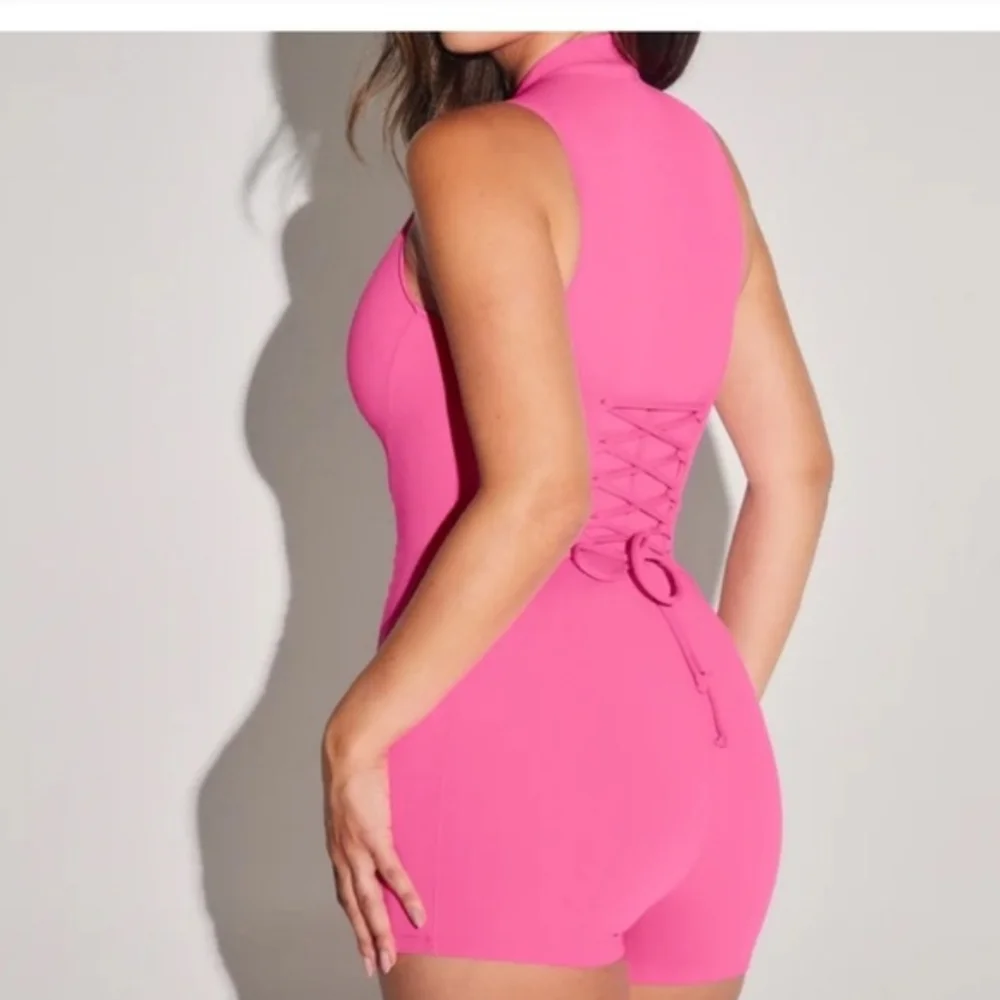 TA3 Sleeveless Surfy Shortie in Bright Pink - Size 2X - Picture 2 of 10